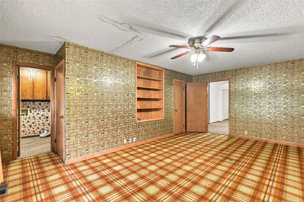 111 W Colorado Avenue Property Photo 17