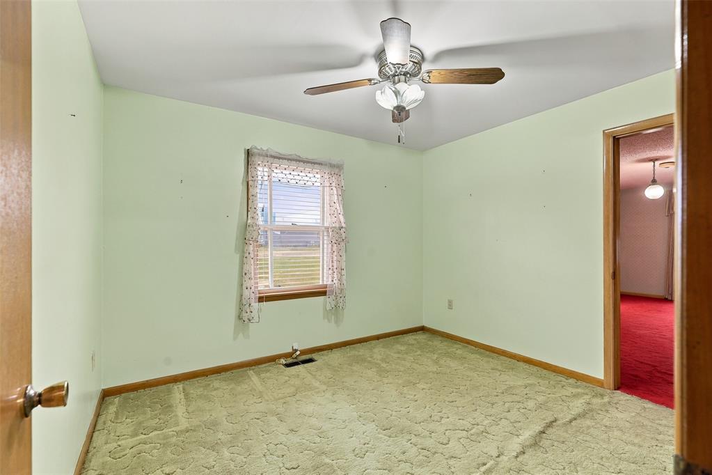 111 W Colorado Avenue Property Photo 23
