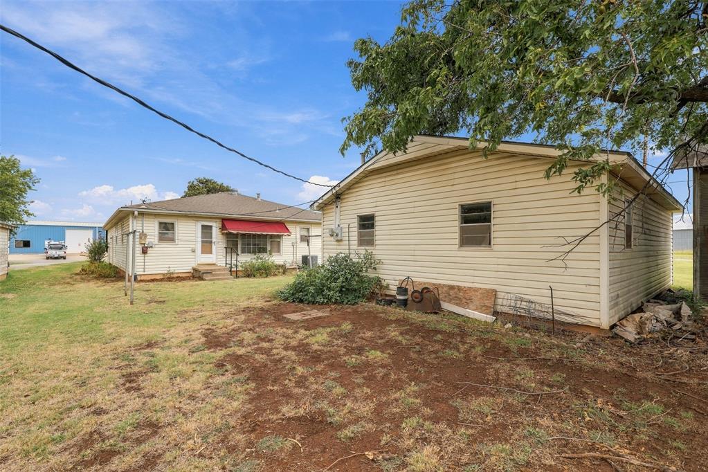 111 W Colorado Avenue Property Photo 31
