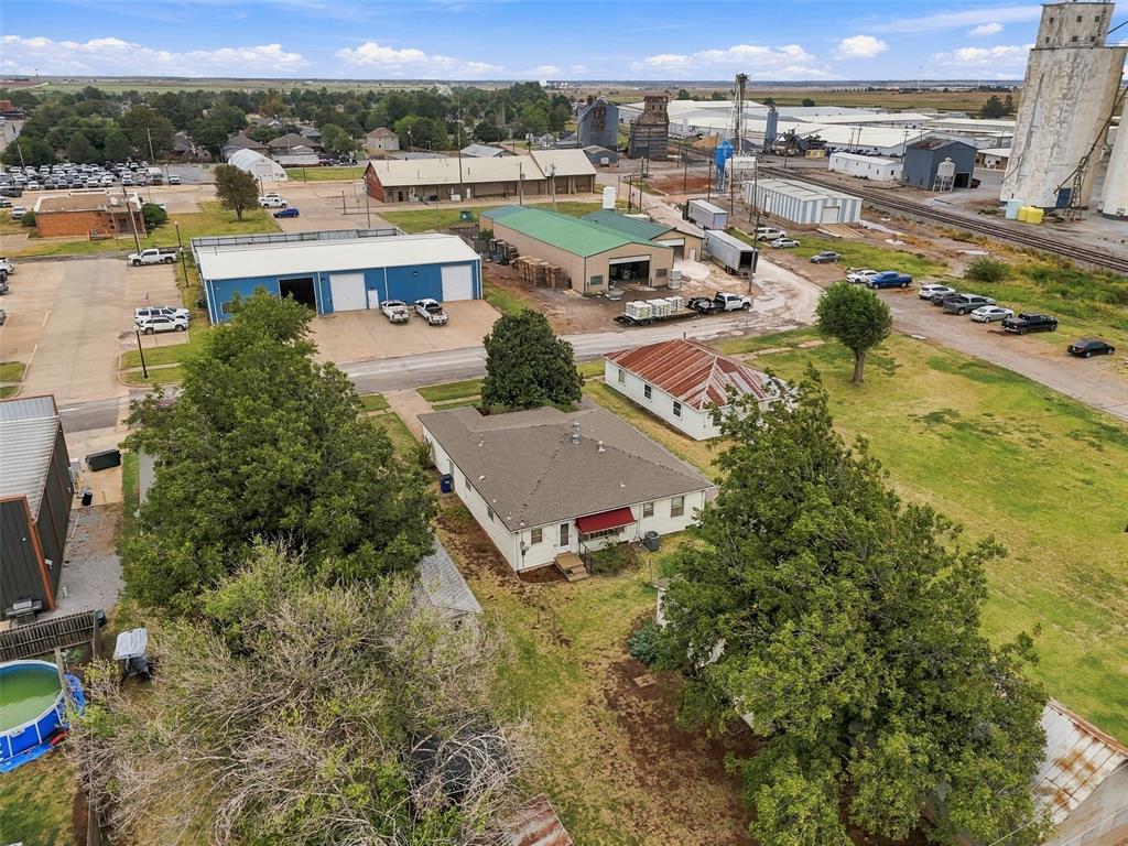 111 W Colorado Avenue Property Photo 34