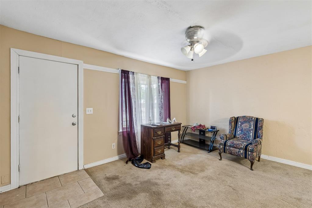 4000 Lawn Drive Property Photo 4