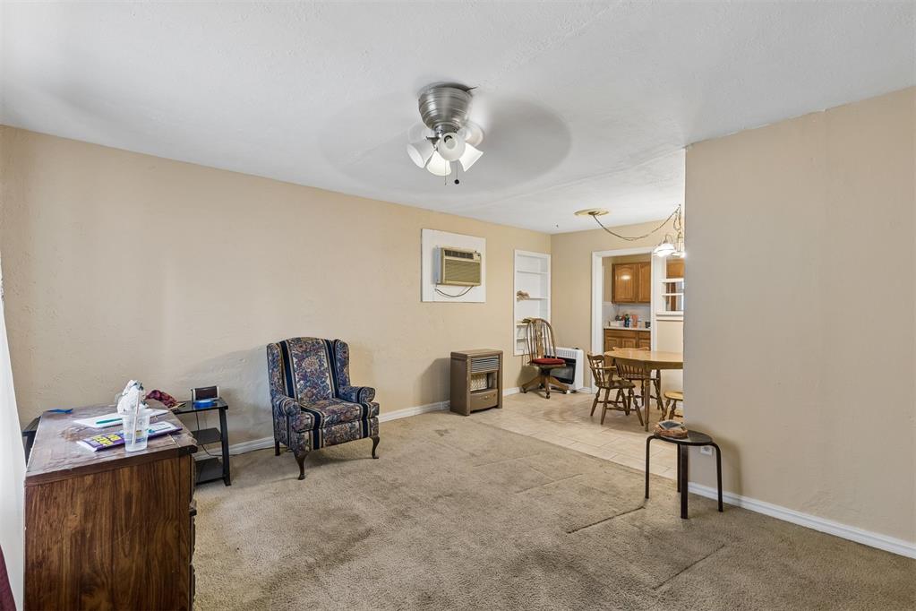 4000 Lawn Drive Property Photo 6