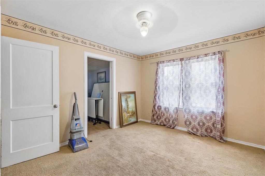 4000 Lawn Drive Property Photo 18