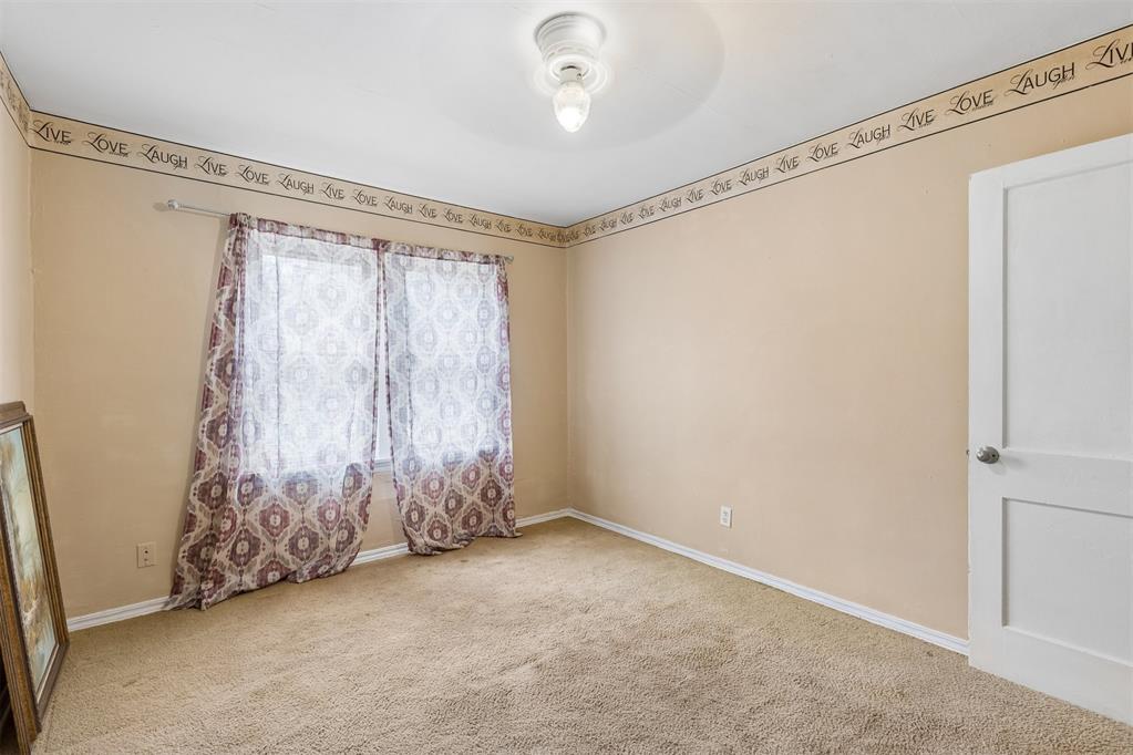 4000 Lawn Drive Property Photo 20