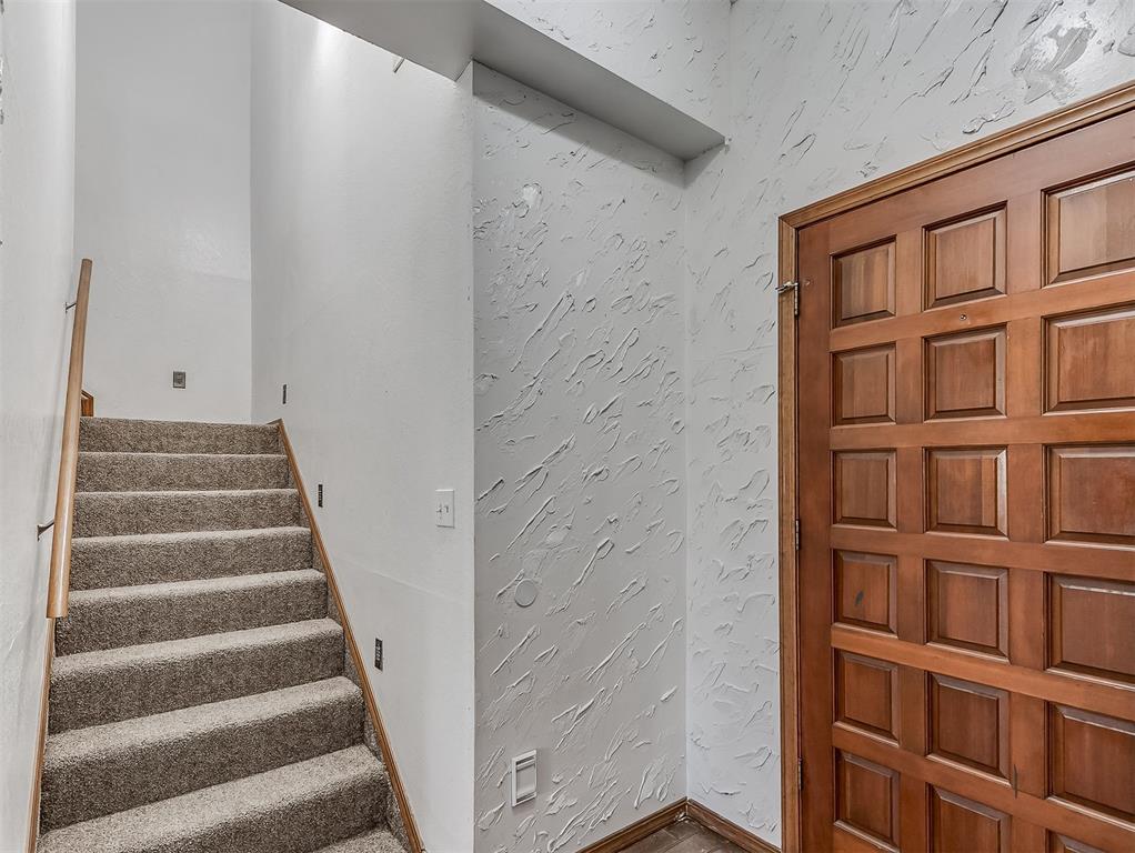 7407 Kings Manor Court Property Photo 10