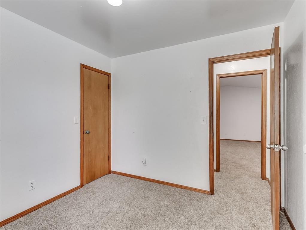7407 Kings Manor Court Property Photo 13