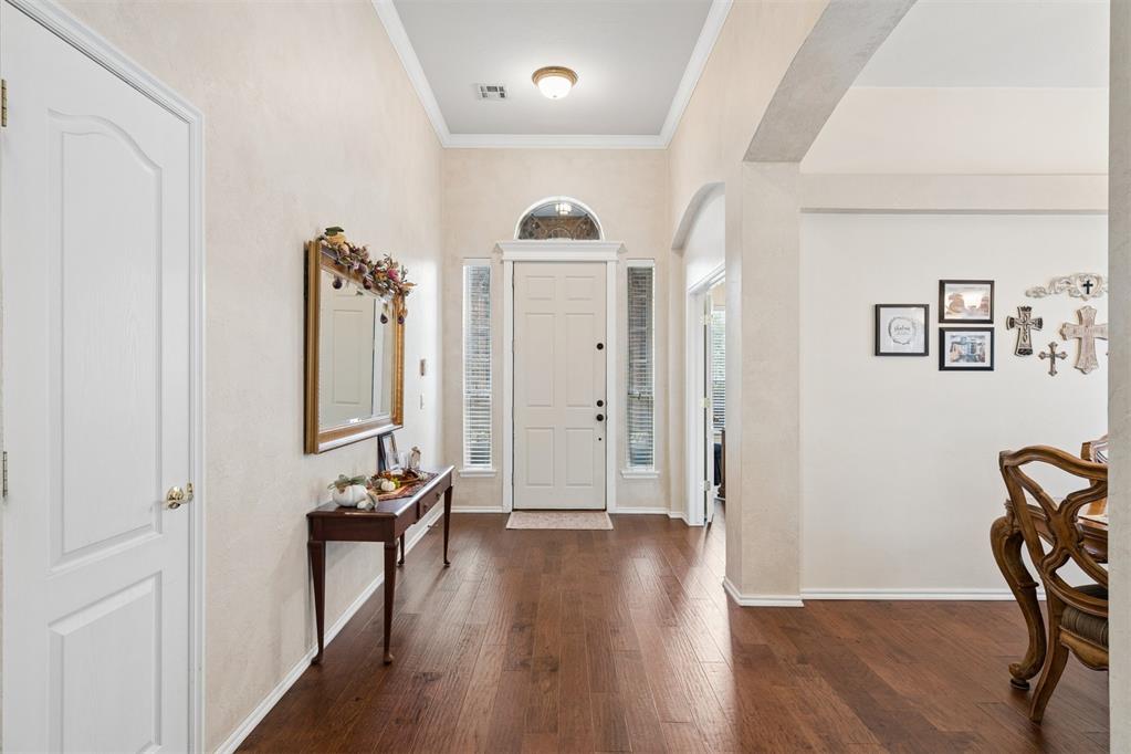 3813 Lorings Road Property Photo 4