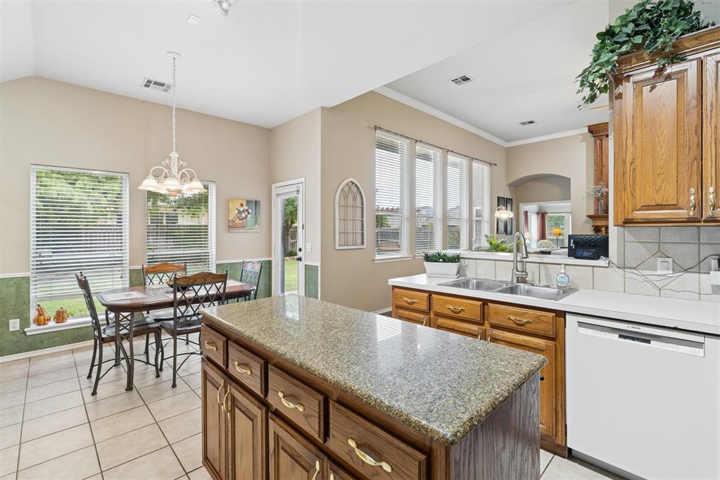 3813 Lorings Road Property Photo 11