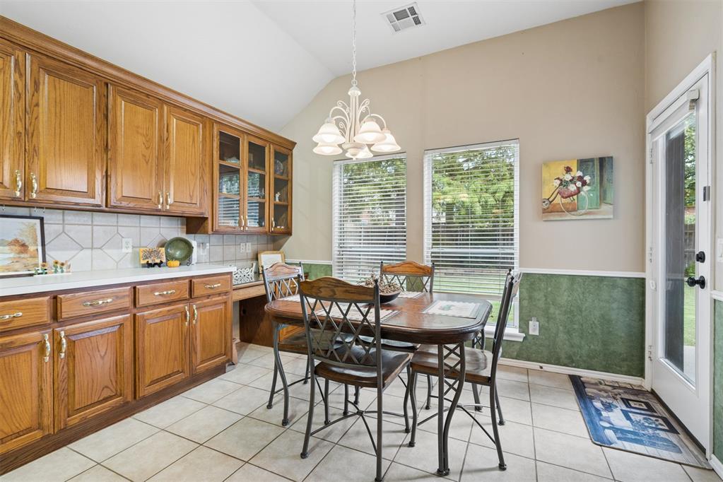 3813 Lorings Road Property Photo 15
