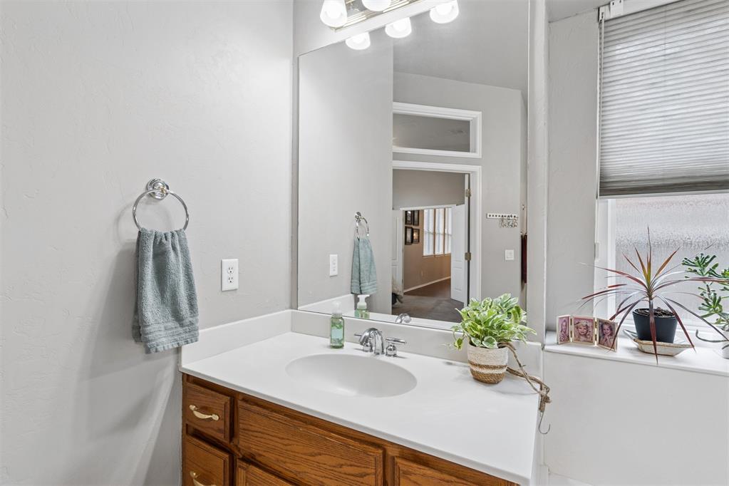 3813 Lorings Road Property Photo 27