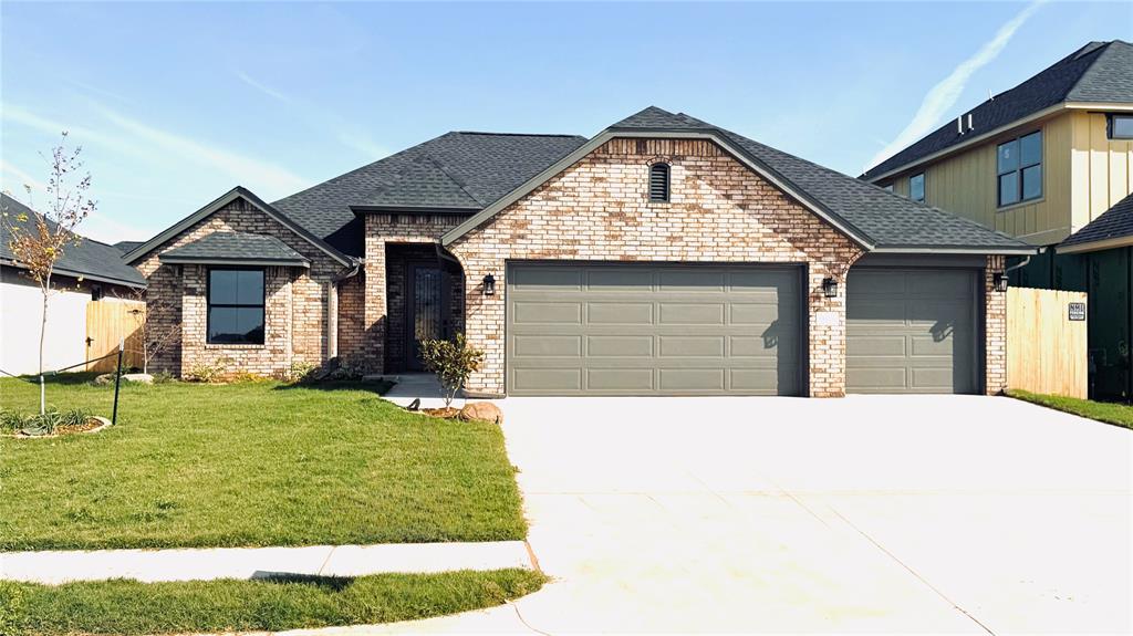 16024 Navarra Way Property Photo 2