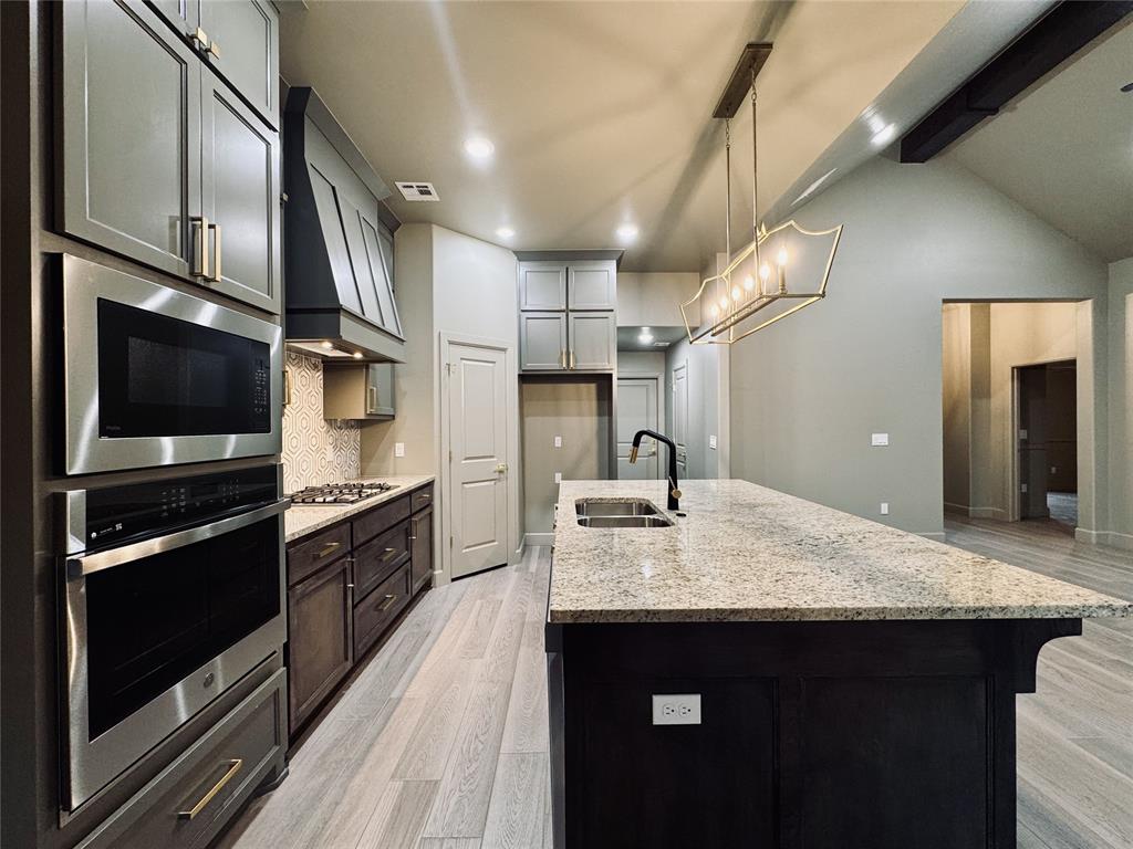 16024 Navarra Way Property Photo 13