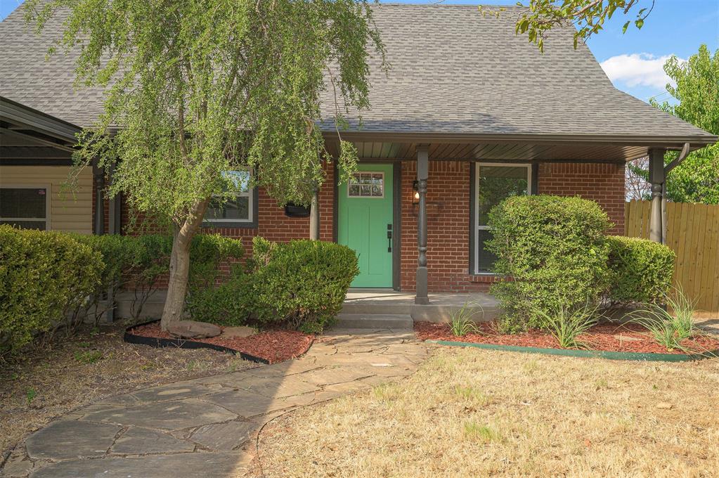 715 Harmon Circle Property Photo 3