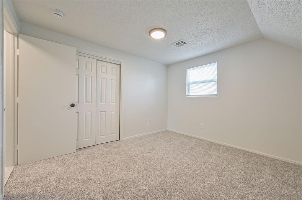 715 Harmon Circle Property Photo 23