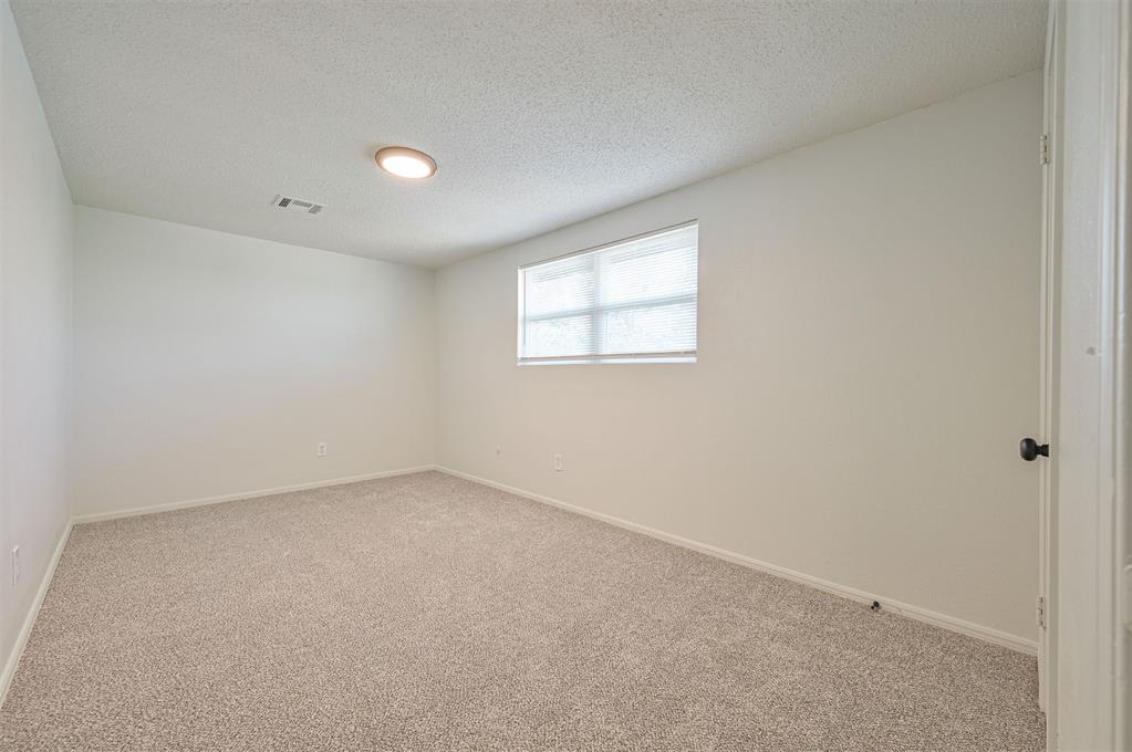 715 Harmon Circle Property Photo 26
