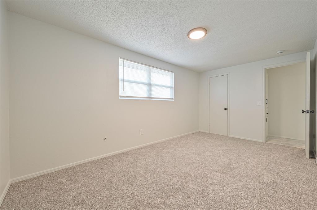 715 Harmon Circle Property Photo 27