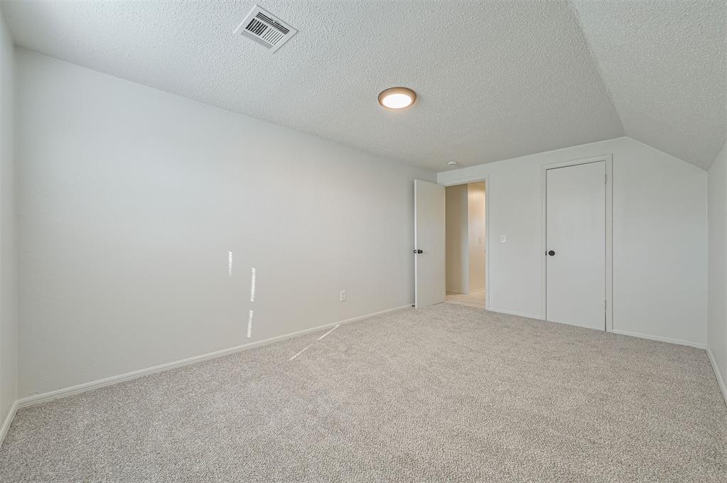 715 Harmon Circle Property Photo 32