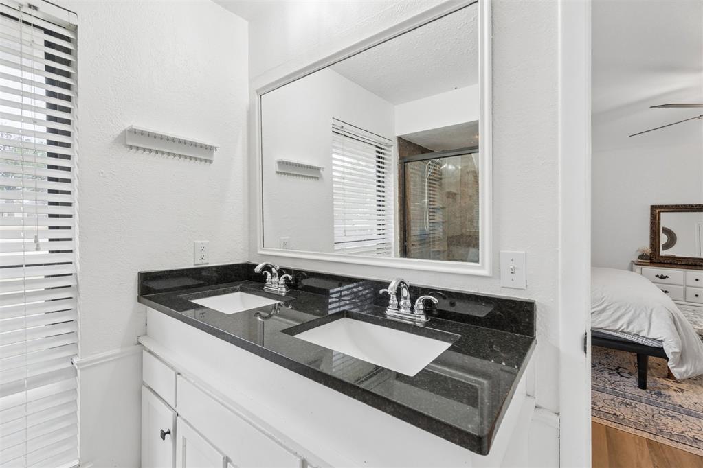 11712 Nw 117th Street Property Photo 21