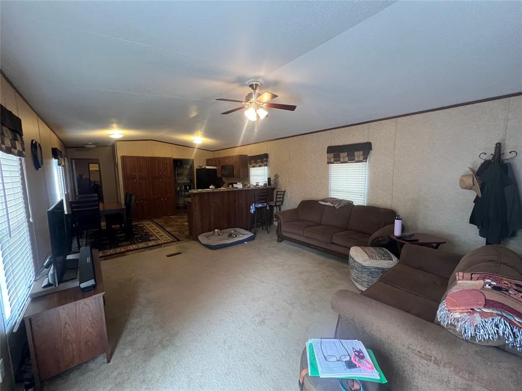 208 S Marilyn Street Property Photo 5