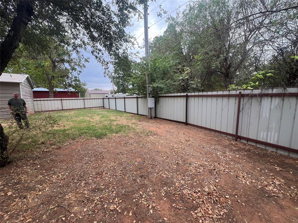 208 S Marilyn Street Property Photo 21