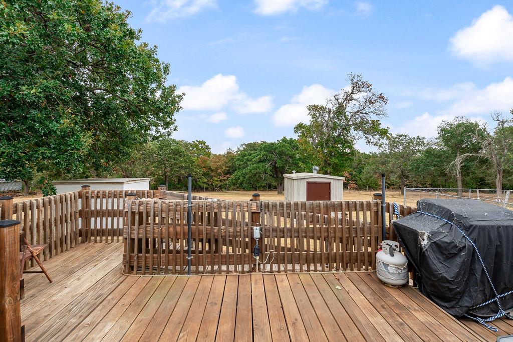 104854 S Highway 102 Property Photo 15