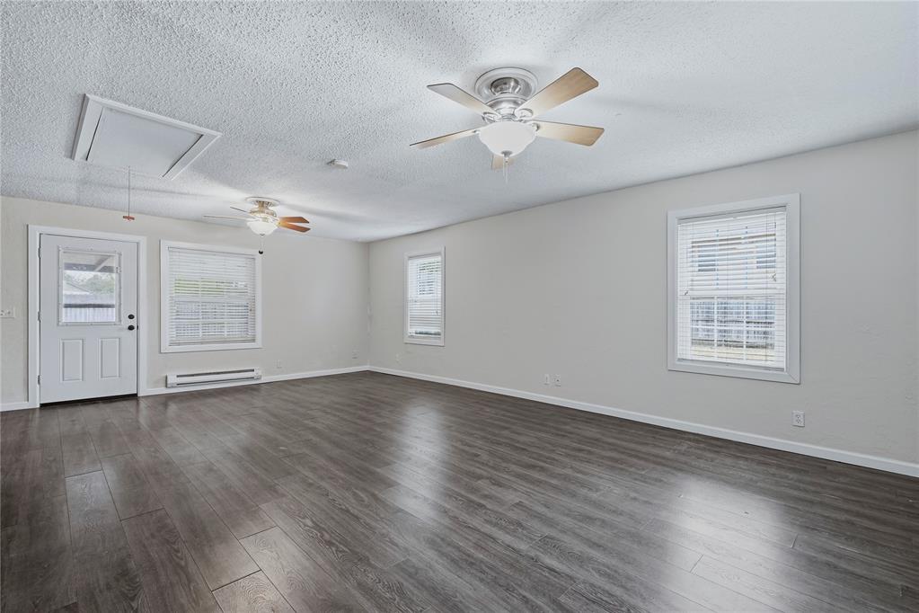 1701 Camelot Drive Property Photo 19