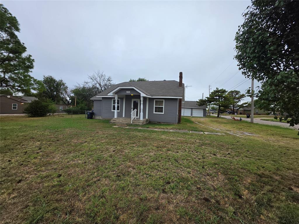 1745 W Wiley Street Property Photo 4