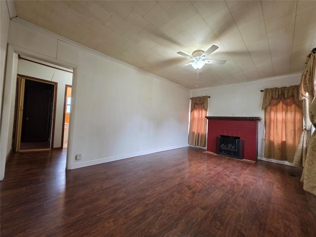 1745 W Wiley Street Property Photo 6