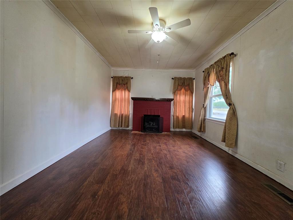 1745 W Wiley Street Property Photo 7
