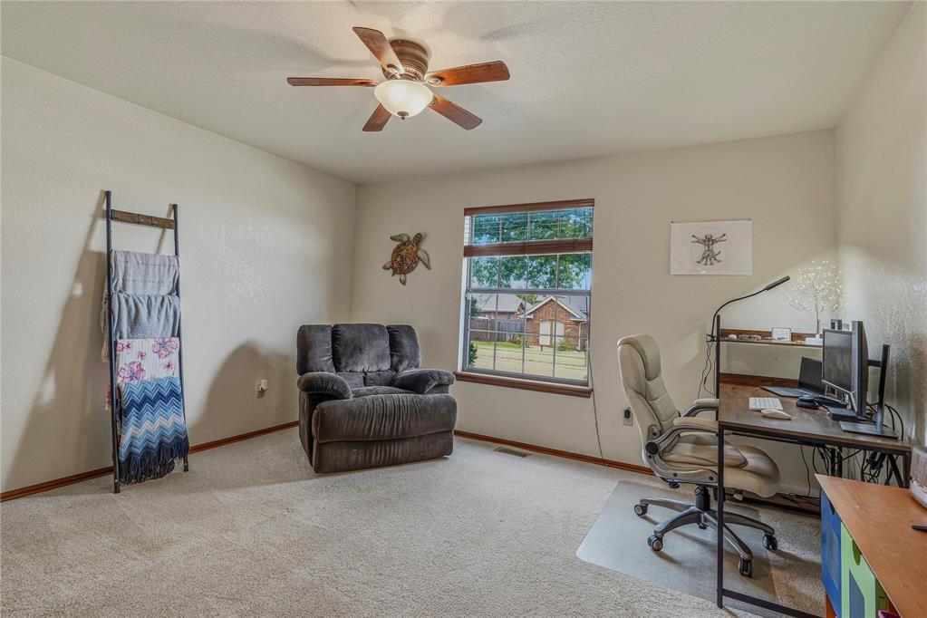 1909 Robin Ridge Drive Property Photo 22