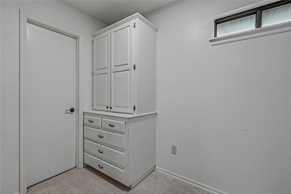 1909 Robin Ridge Drive Property Photo 38