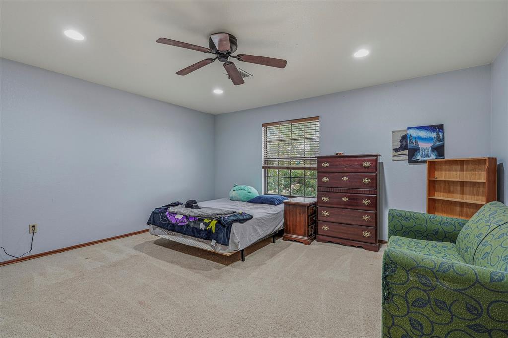 1909 Robin Ridge Drive Property Photo 39