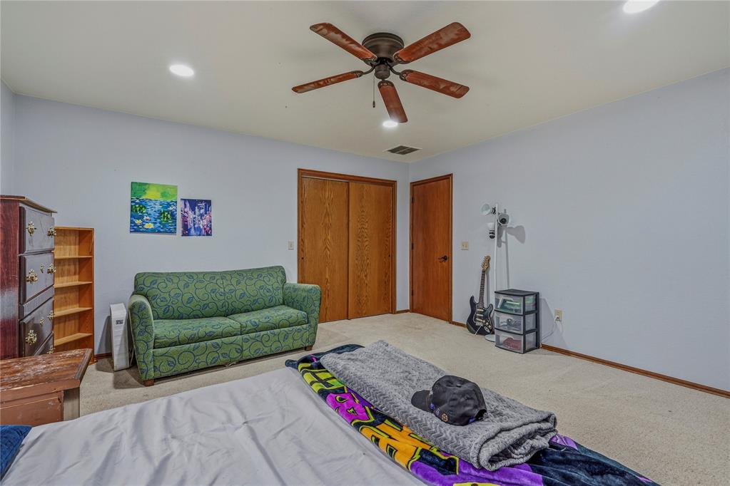 1909 Robin Ridge Drive Property Photo 40