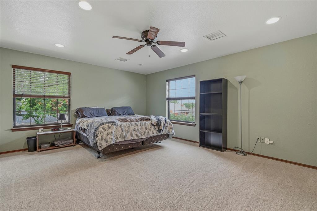 1909 Robin Ridge Drive Property Photo 42