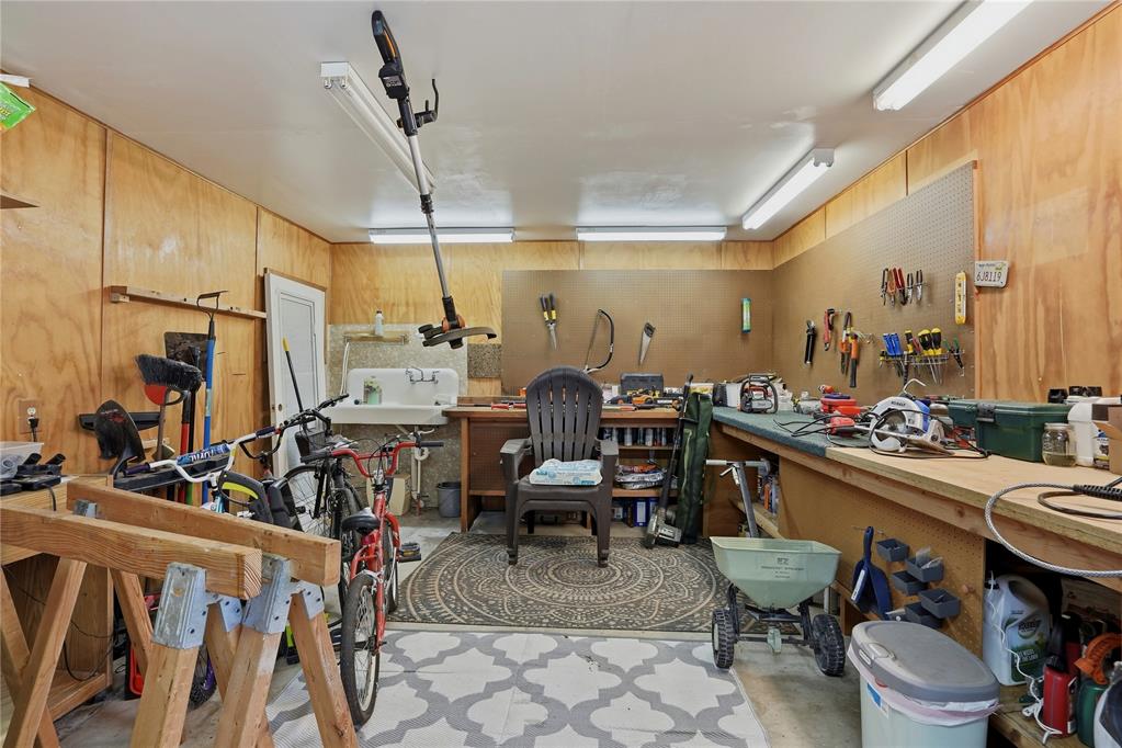 1909 Robin Ridge Drive Property Photo 49