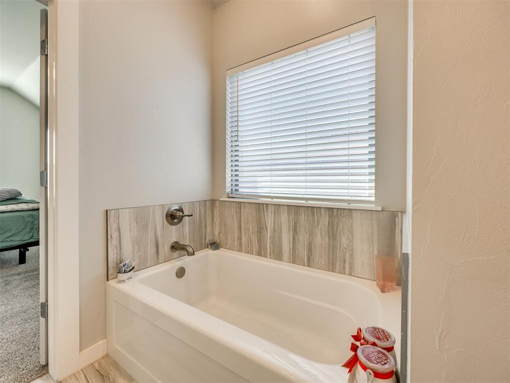 1412 Nw 17th Place Property Photo 10