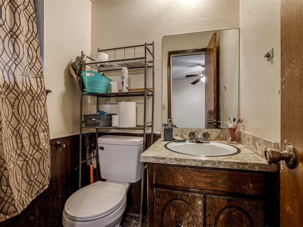 1016 Willow Brook Drive Property Photo 16