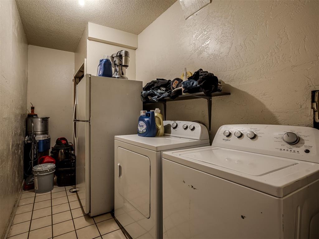 1016 Willow Brook Drive Property Photo 19