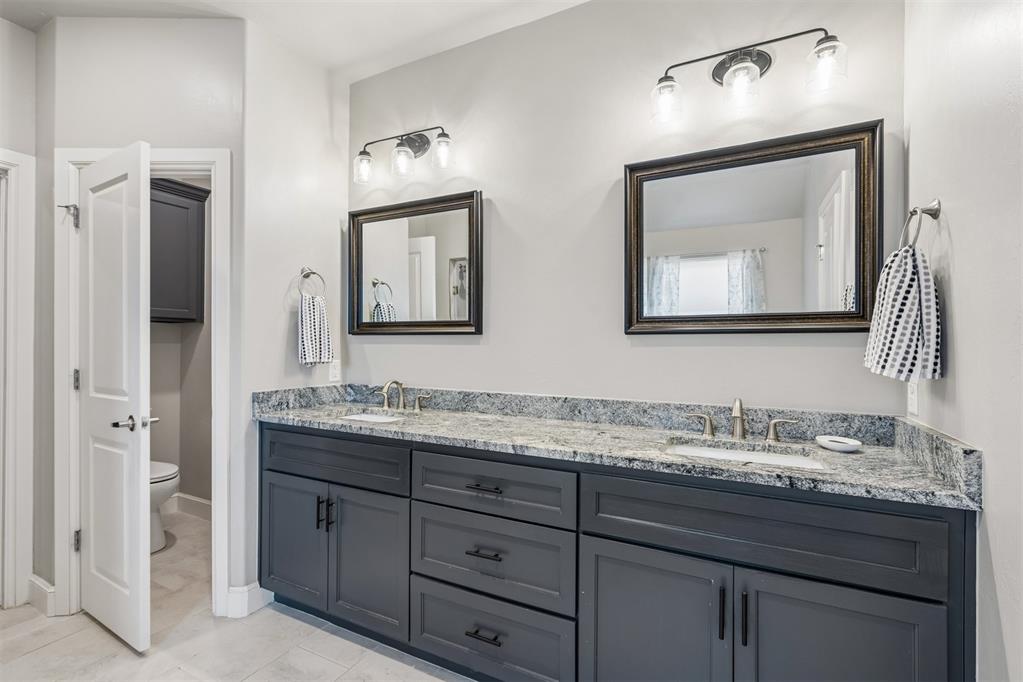 12848 Nw 140th Terrace Property Photo 15