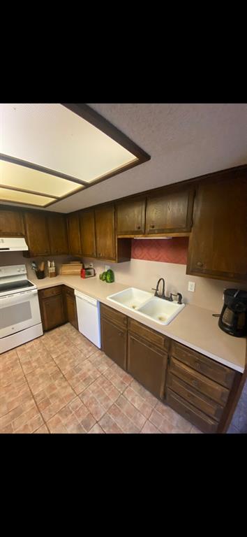 317 Sahoma Terrace Property Photo 4
