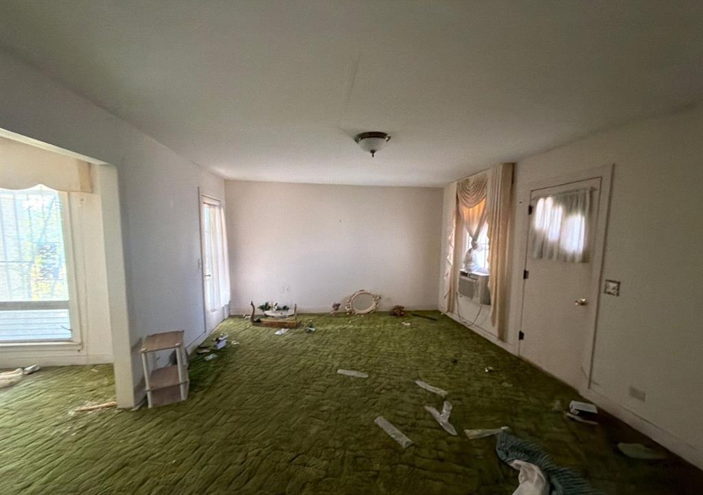 28 Lincoln Street Property Photo 8