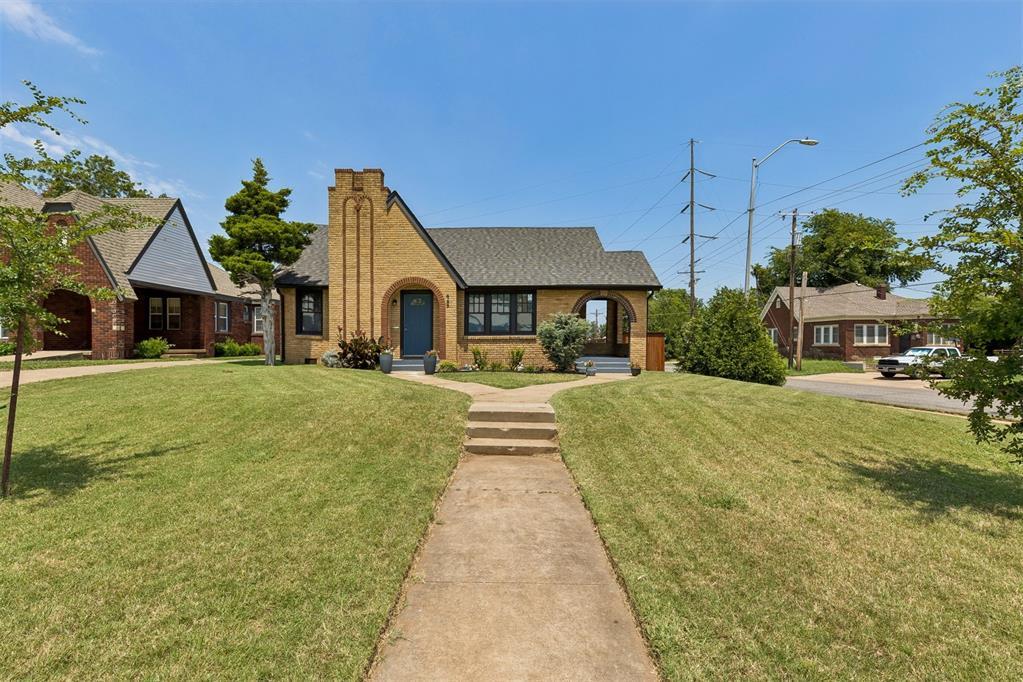 949 Ne 19th Street Property Photo 1