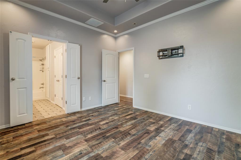 616 E Washington Avenue Property Photo 28