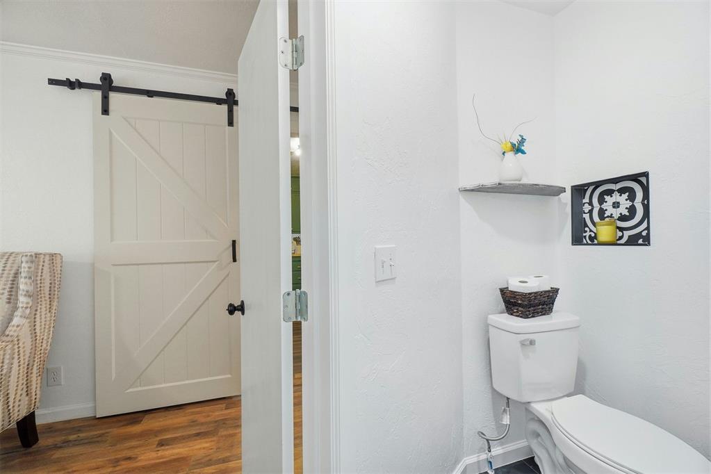 615 N Lowe Street Property Photo 20