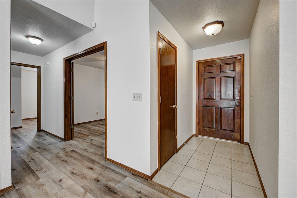 11642 Tyson Court Property Photo 8