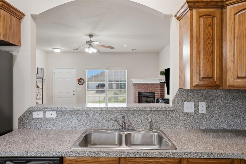 724 Eastview Court Property Photo 14