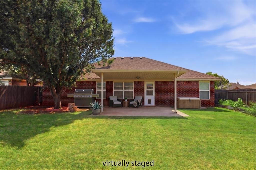 724 Eastview Court Property Photo 23