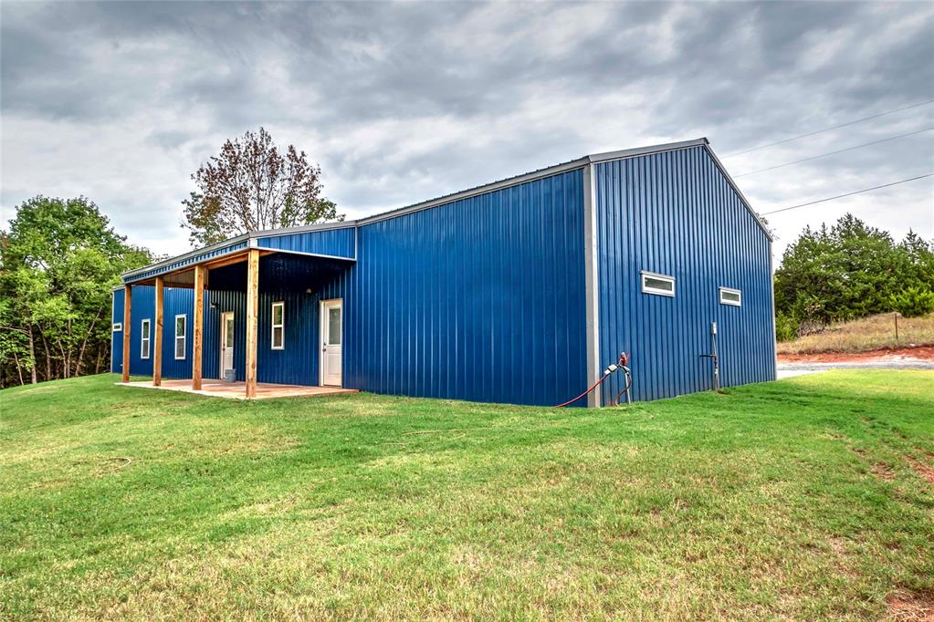 344495 E 860 Road Property Photo 4