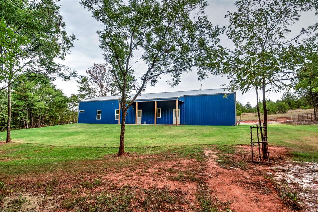344495 E 860 Road Property Photo 6
