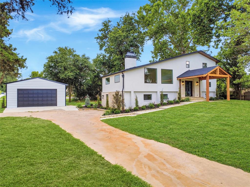 12208 Heywood Hill Road